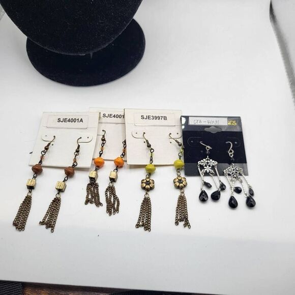 Vintage Jewelry - Lot of 4 Cottage Core 70s Groovy Dangle Earrings